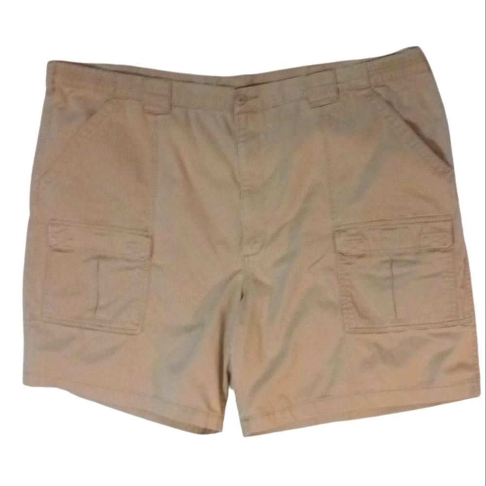 Men's Short Khaki Cargo Shorts W/Six Pockets 52" Waist by: St John's Bay